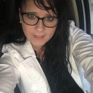 Meet your Posher, Annette